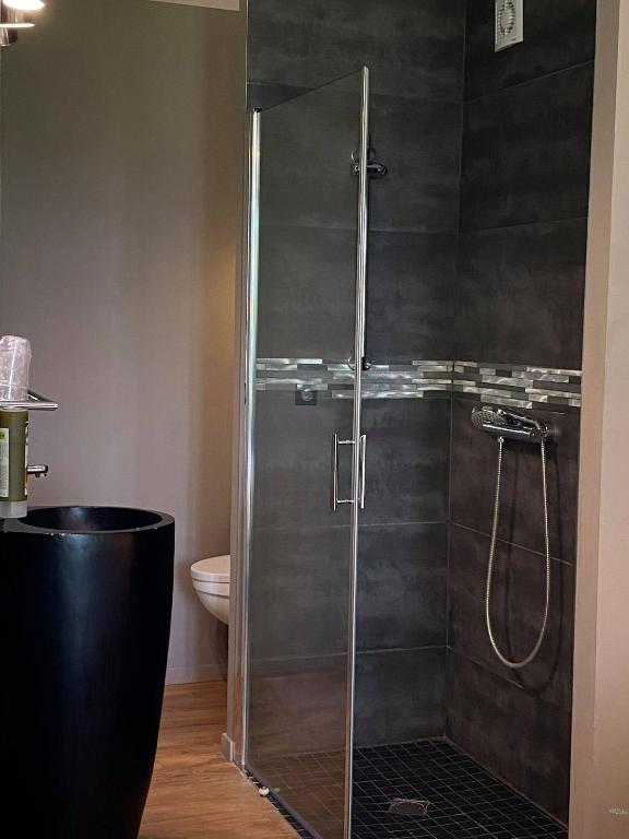 Hôtel La Vinaigrerie LOGIS - Deluxe Double Or Twin Room With Garden View