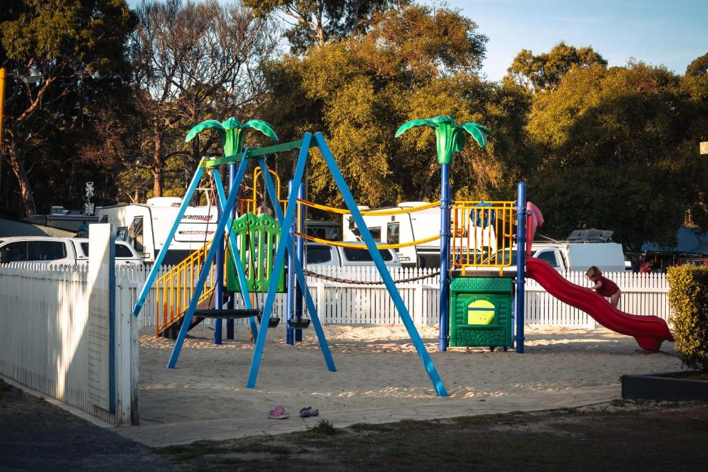 Strahan Beach Tourist Park photo