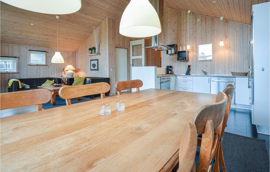 Kuchyň nebo kuchyňský kout v ubytování Holiday Home Capellavej Iv