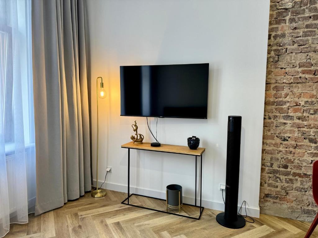 PRZYSTANEK KATOWICE Mariacka 7 - 11