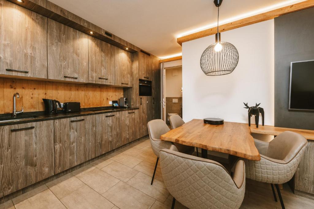 AvenidA Panorama Suites - One-Bedroom Suite