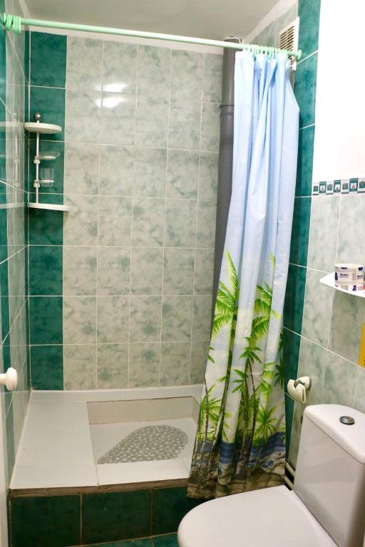 Ассоль - Triple Habitación Con Balcón