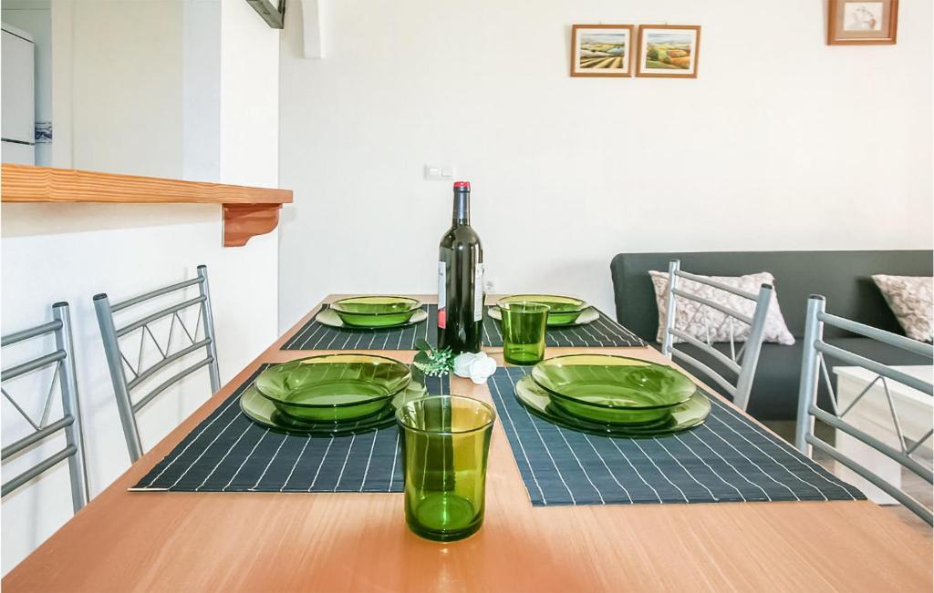 Fotografie z fotogalerie ubytování Nice Apartment In Los Arenales Del Sol v destinaci Arenales del Sol