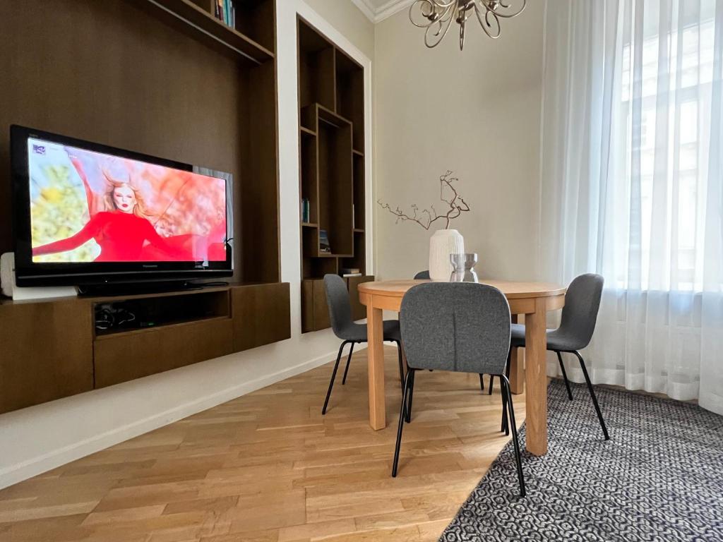 Vilnius Apartments & Suites – Old Town - Two-Bedroom Apartment