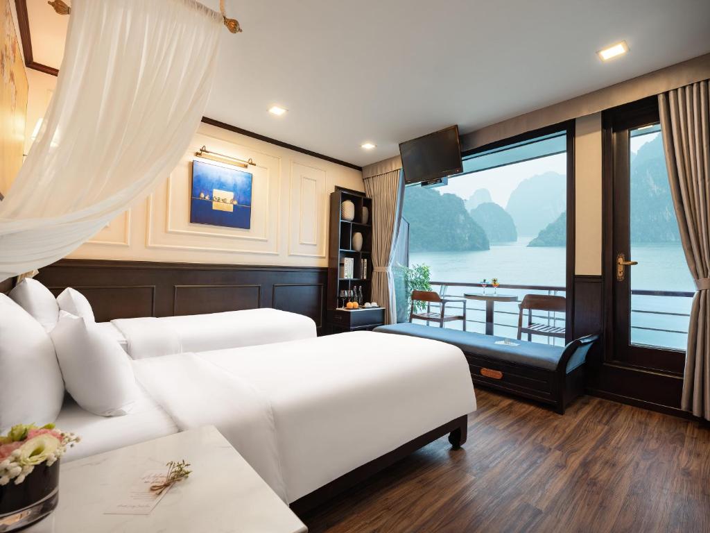 Amanda Luxury Cruise - 6