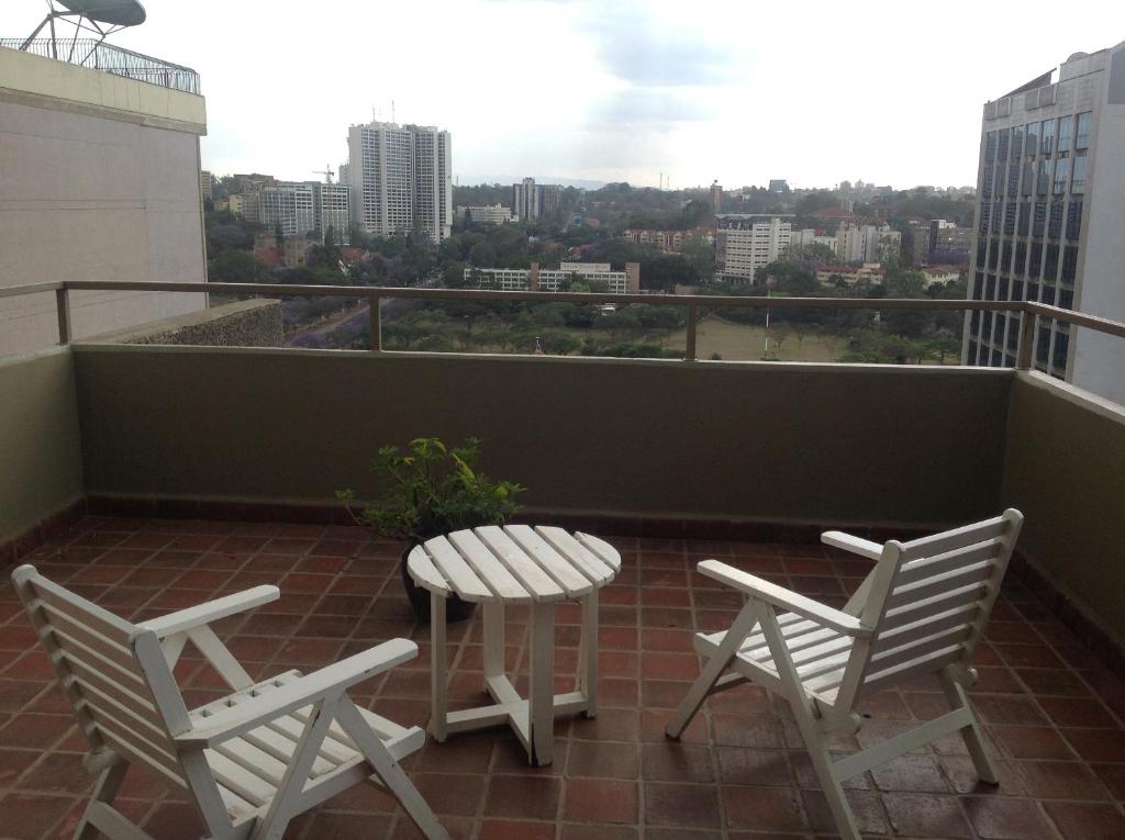 Balkón nebo terasa v ubytování Chester Hotel and Suites Nairobi, City Centre CBD