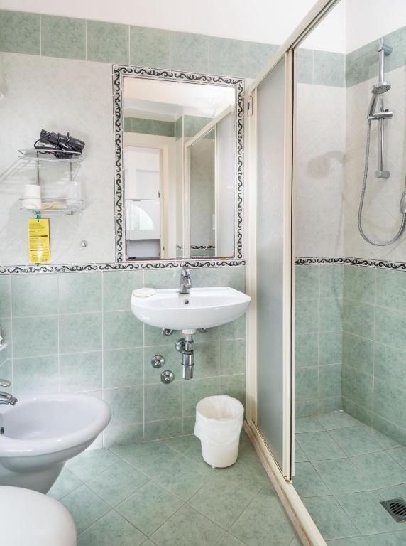 Koupelna v ubytování Hotel Albatros