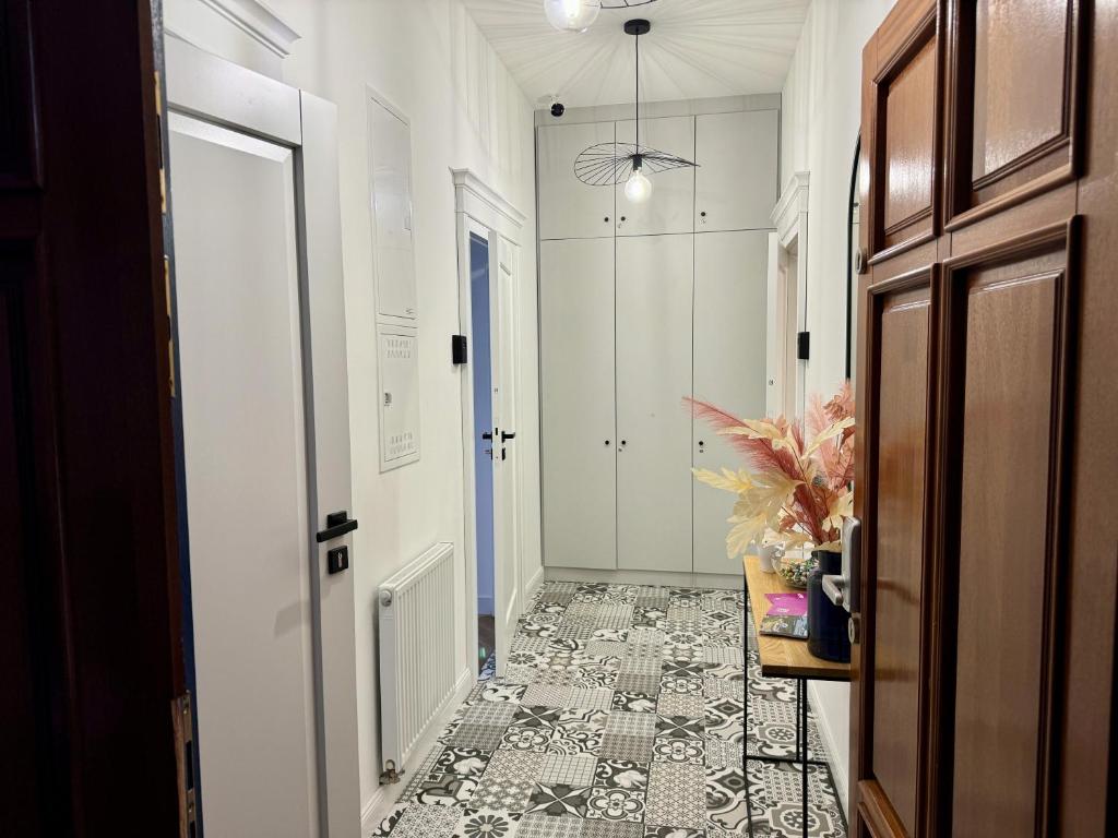 PRZYSTANEK KATOWICE Mariacka 7 - 9