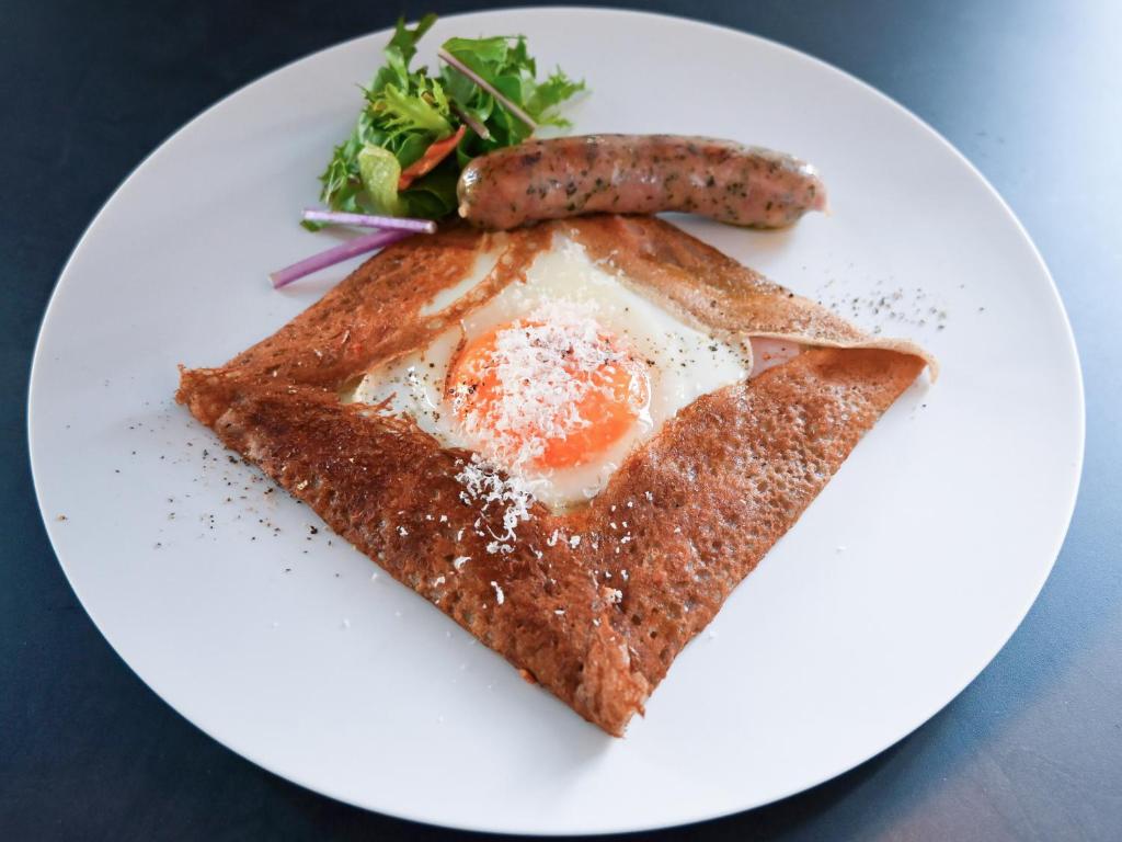 リゾートの敷地内または近くでの食事または食べ物