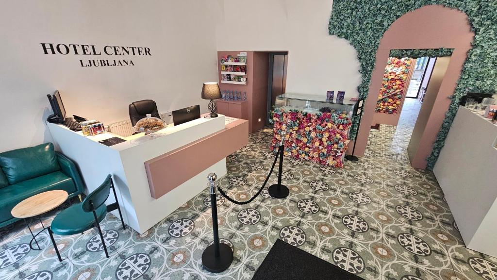 Center Ljubljana - Resim 30