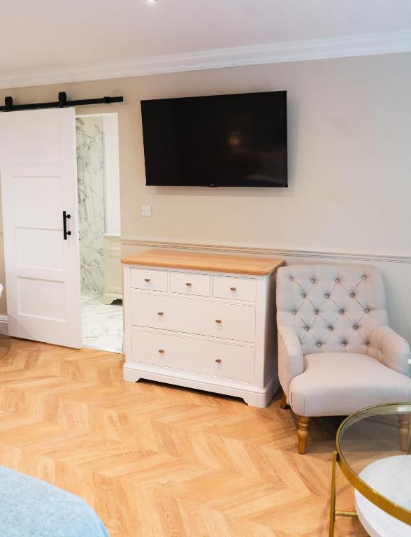 The Spinney - Resim 4