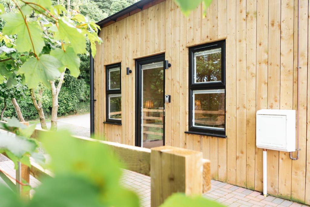 The Spinney - Resim 5