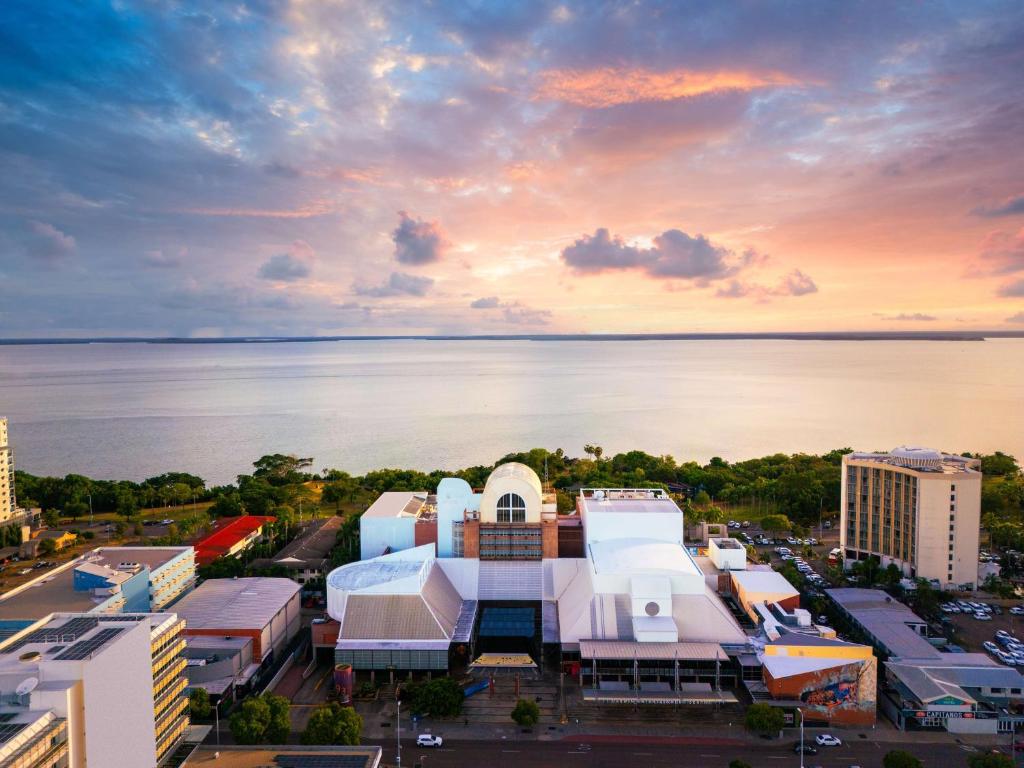 DoubleTree by Hilton Esplanade Darwin - Resim 11