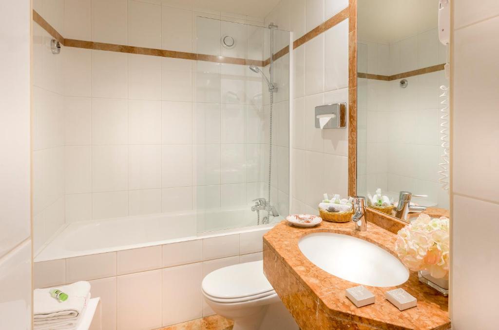 Dauphine Saint Germain - Resim 7