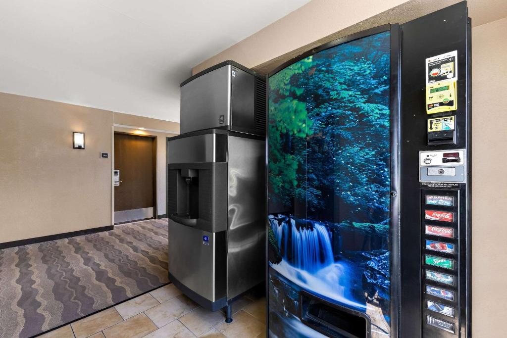 Comfort Inn Layton - Salt Lake City photo