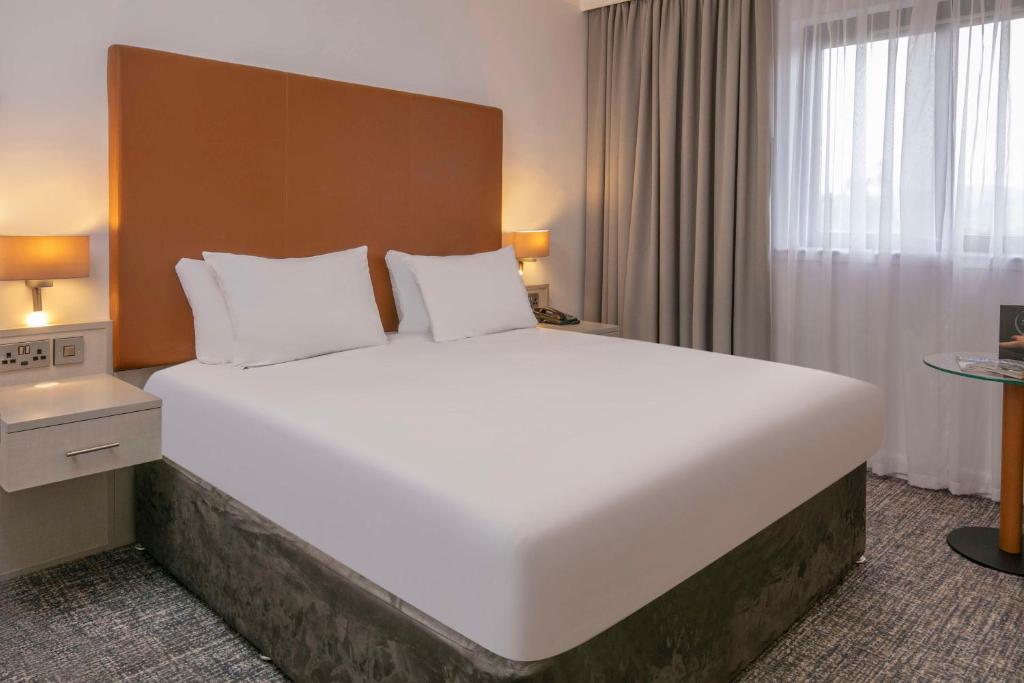 Doubletree By Hilton Glasgow Westerwood Spa & Golf Resort - Room De Deluxe King