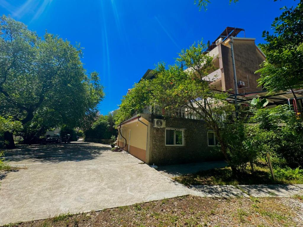 Budova, kde se apartmán nachází