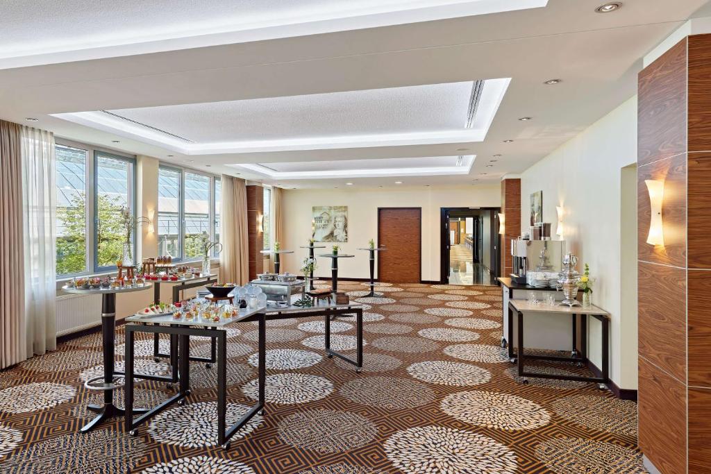 Posezení v ubytování Dorint Hotel Esplanade Jena