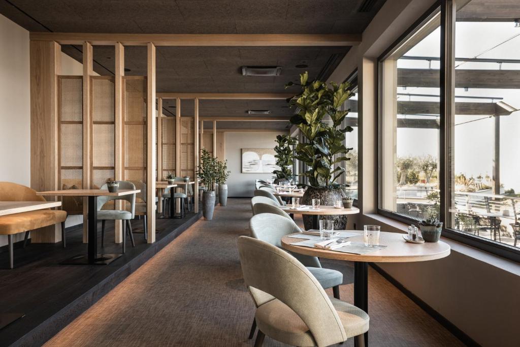 Een restaurant of ander eetgelegenheid bij Cape of Senses
