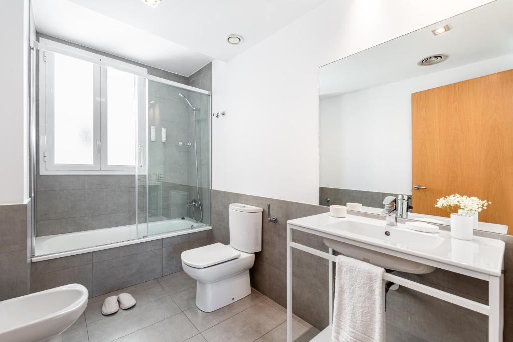 The Corner Apartments by Aspasios - 19