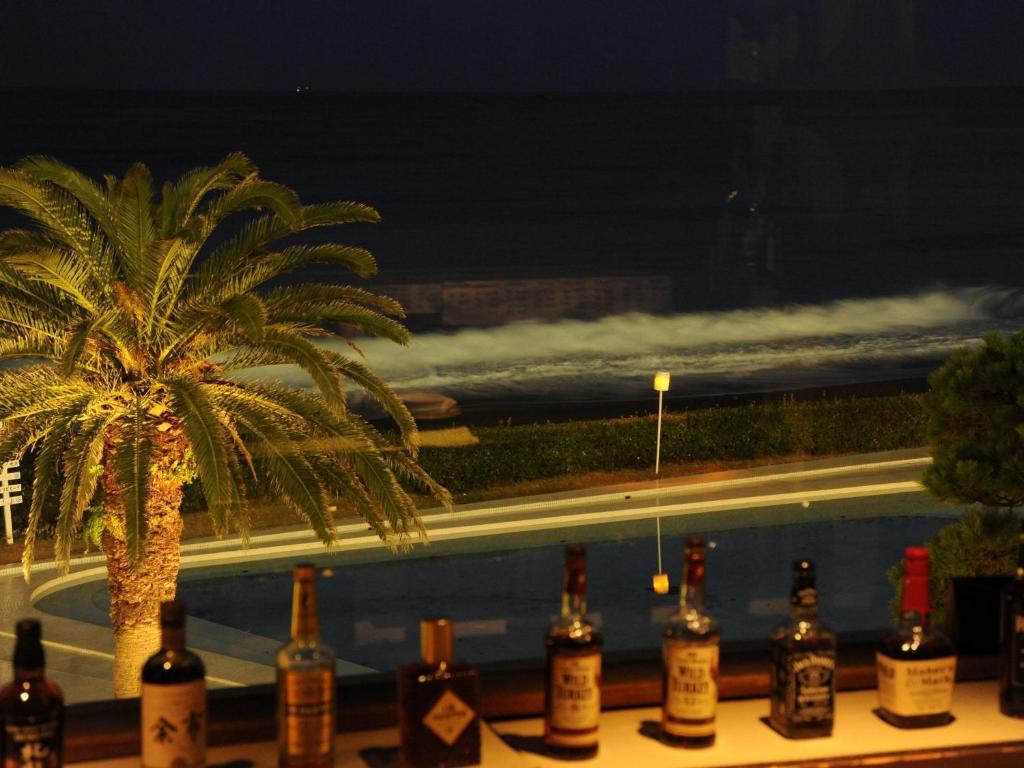 Bazén v ubytování Kamogawa Grand Hotel nebo v jeho okolí