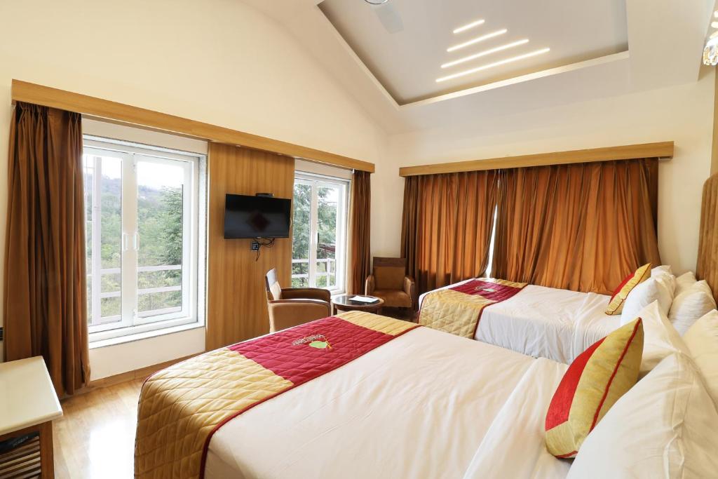 Hunky Dory Resort and spa - Bungalow With Garden View