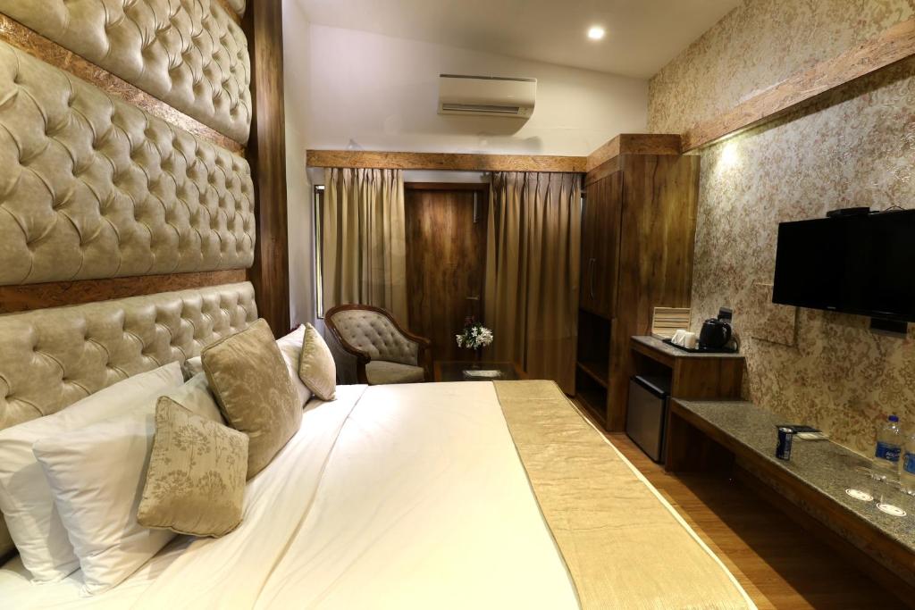 Hunky Dory Resort and spa - Deluxe Room