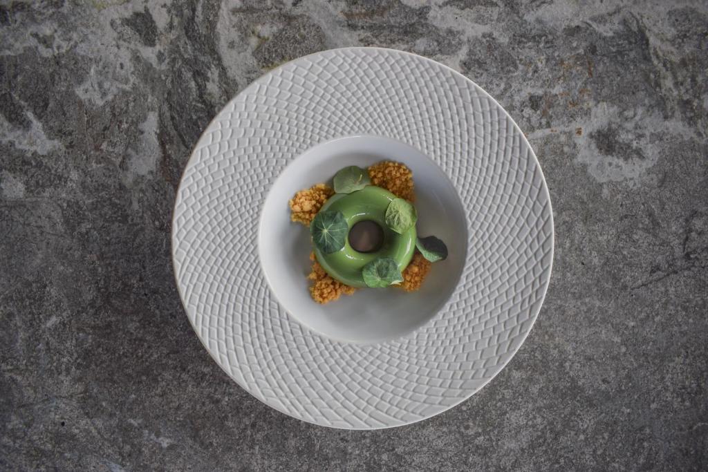 Eten bij of ergens in de buurt van het hotel

