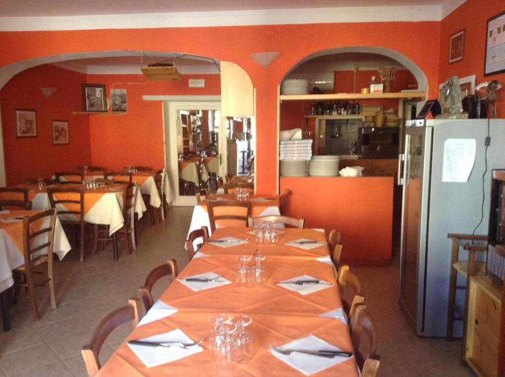 Restaurace v ubytování Hotel La Rosa