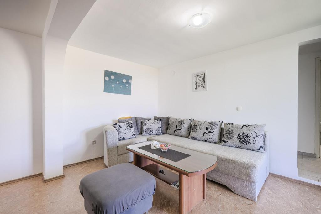 Posezení v ubytování Marlera apartments with Sea View