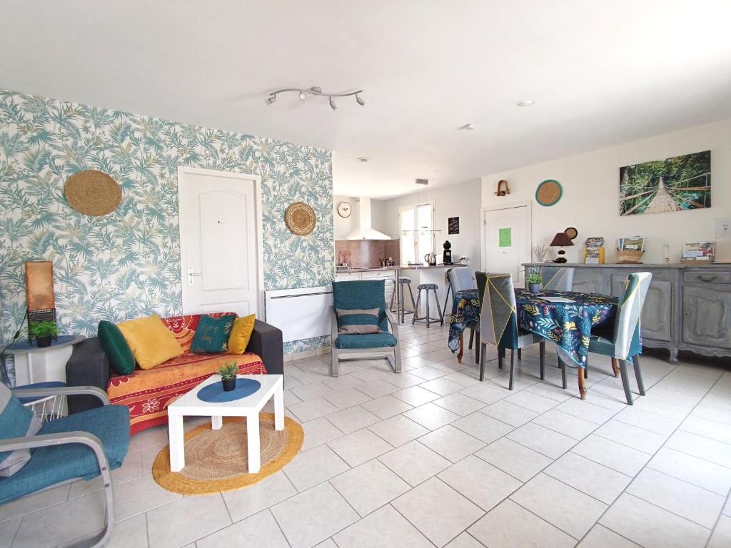 RÉGUSSE VERDON - Belle maison de vacances 2 chambres - Jardin - Calme - Housity