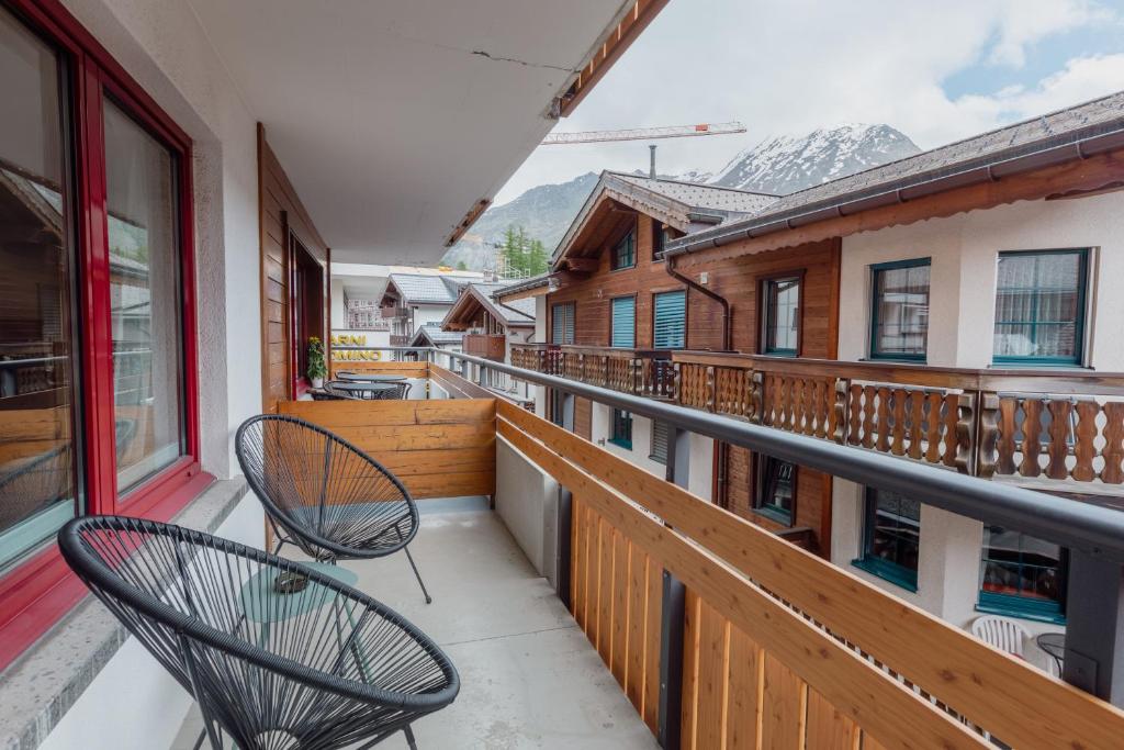 Balkón nebo terasa v ubytování Charmant studio au centre de Saas-Fee