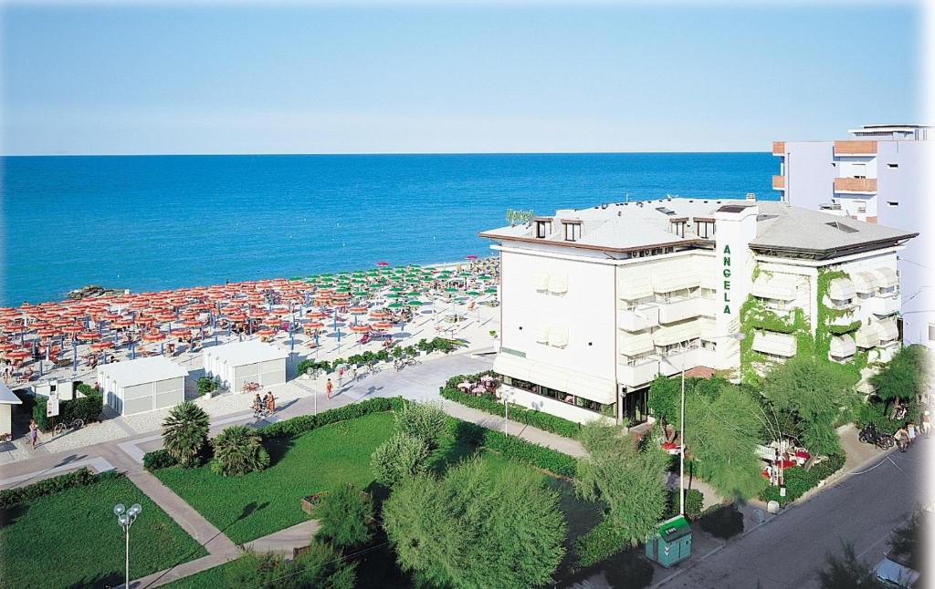 Nespecifikovaný výhled na moře nebo výhled na moře při pohledu z hotelu