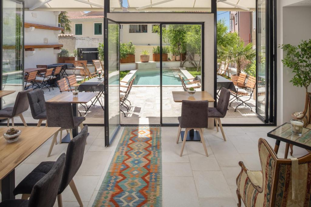 Casa Columba - 4 Star Design Boutique Hotel with Outdoor Pool & Private Garden - 2