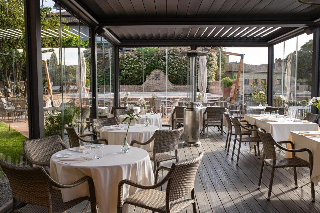 Restaurace v ubytování Hotel Vannucci