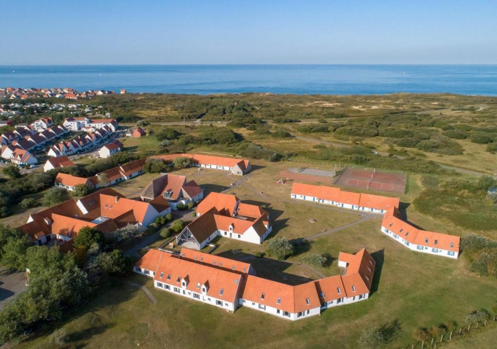 Příroda nedaleko prázdninového areálu