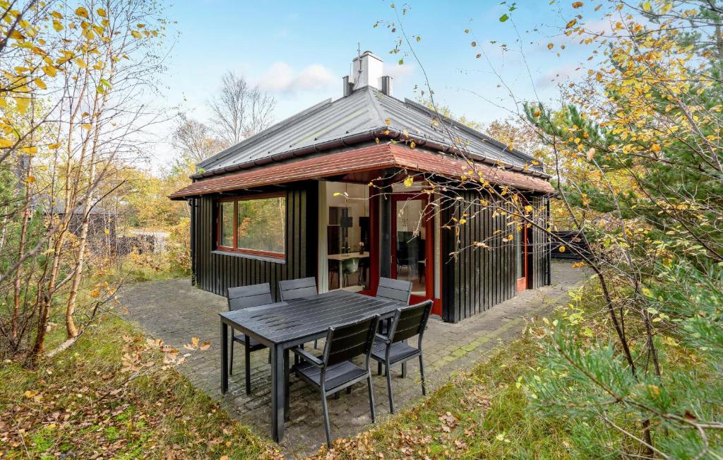 Fotografie z fotogalerie ubytování Stunning Home In Grenaa With Wifi v destinaci Grena