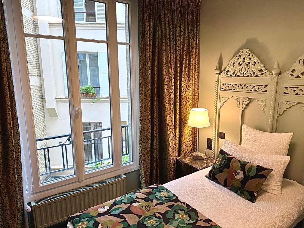 Hotel Villa Nicolo - Tour Eiffel - Resim 36