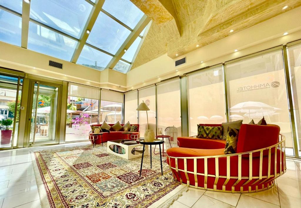 Posezení v ubytování AMH Hotel Durres