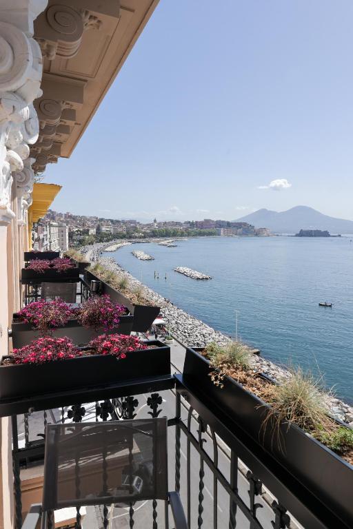 Demetra Luxury Suites - 6