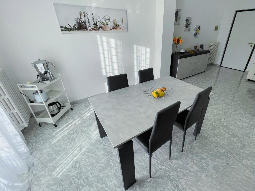 Kuchyň nebo kuchyňský kout v ubytování Apulian Apartment