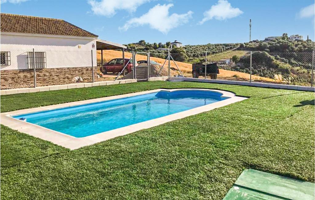Bazén v ubytovaní Stunning Home In Olvera With Kitchen alebo v jeho blízkosti