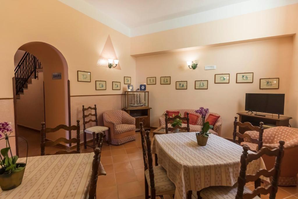 Telewizja i/lub zestaw kina domowego w obiekcie Villa Romita