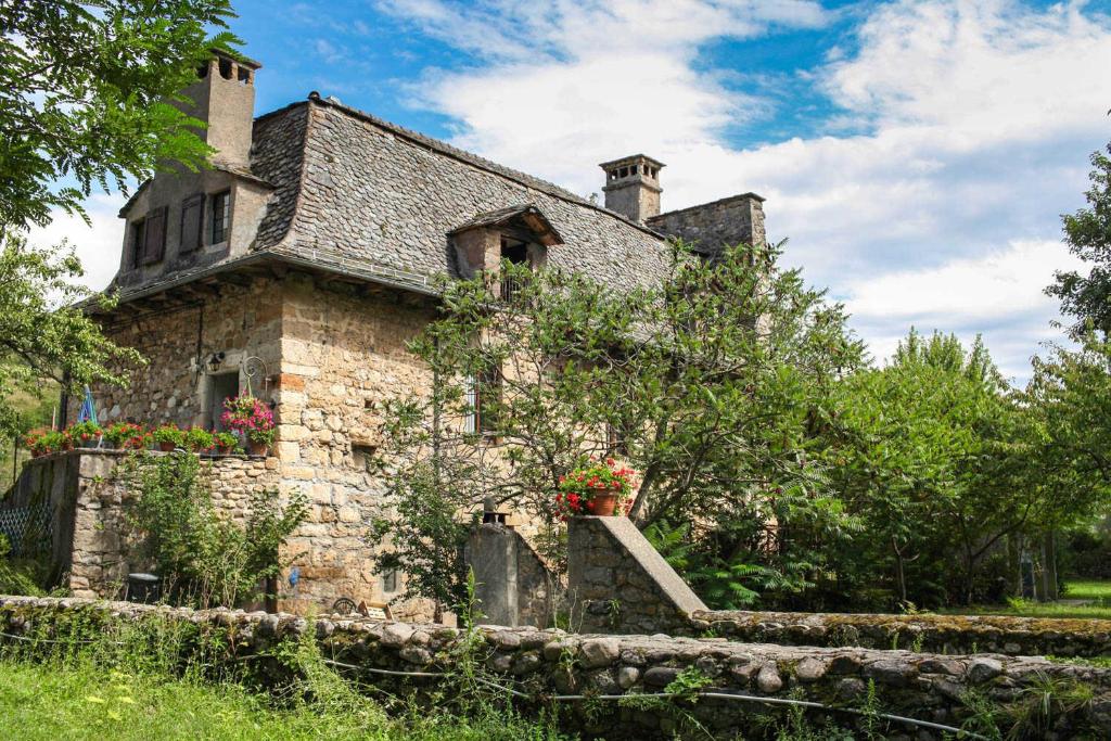 Photo de la galerie de l'établissement Gîte Gîtes de France 2/4 personnes à Molines, à Ispagnac