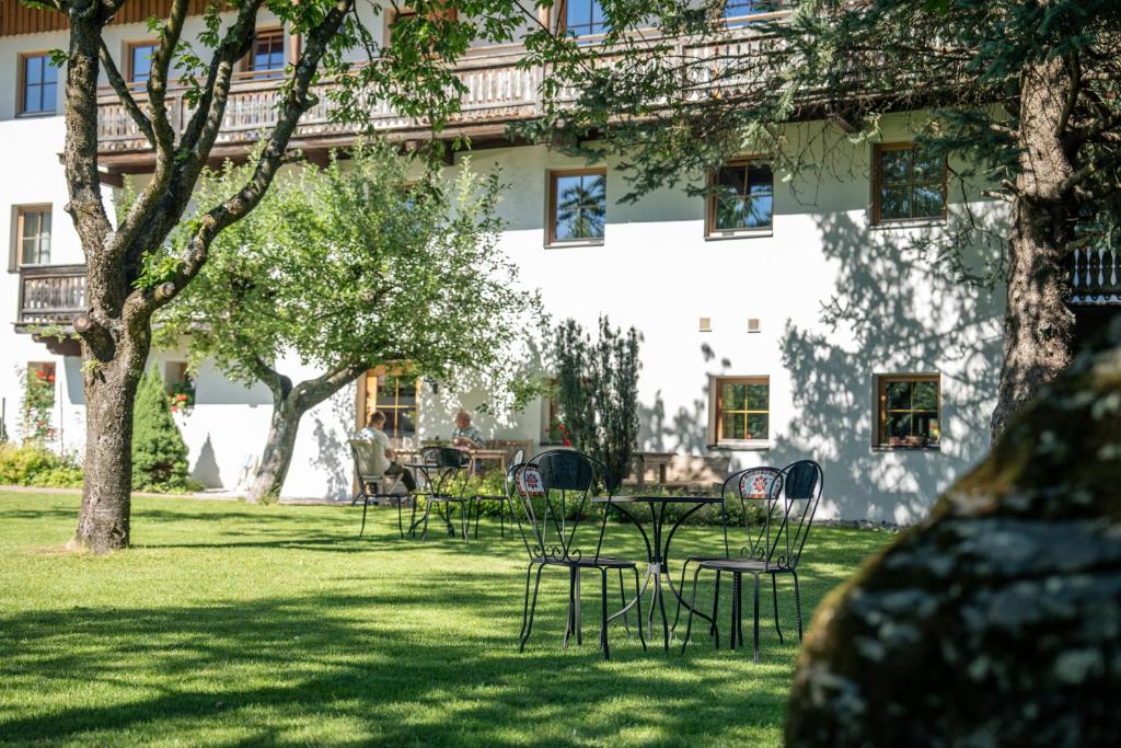 A garden outside Residence Mitterdorfer
