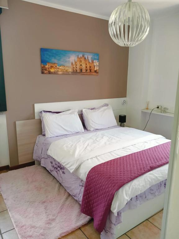 Bernina Station Suite - 30 Steps to the Red Train - 1