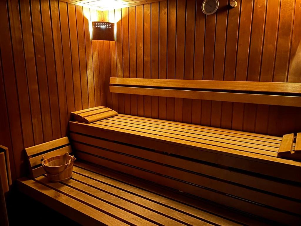 Rentsite Family Apartments Ex Baltin Hotel - 8