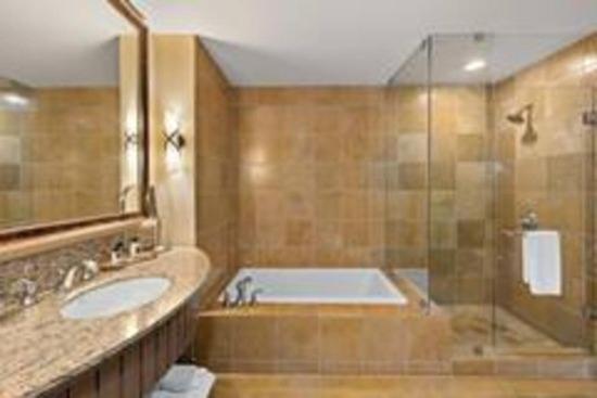 Koupelna v ubytování Suncadia Resort Luxury Suite with Amazing Mountain Views
