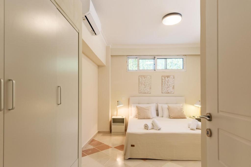 Posteľ alebo postele v izbe v ubytovaní Cecilia Exclusive Villa Corfu