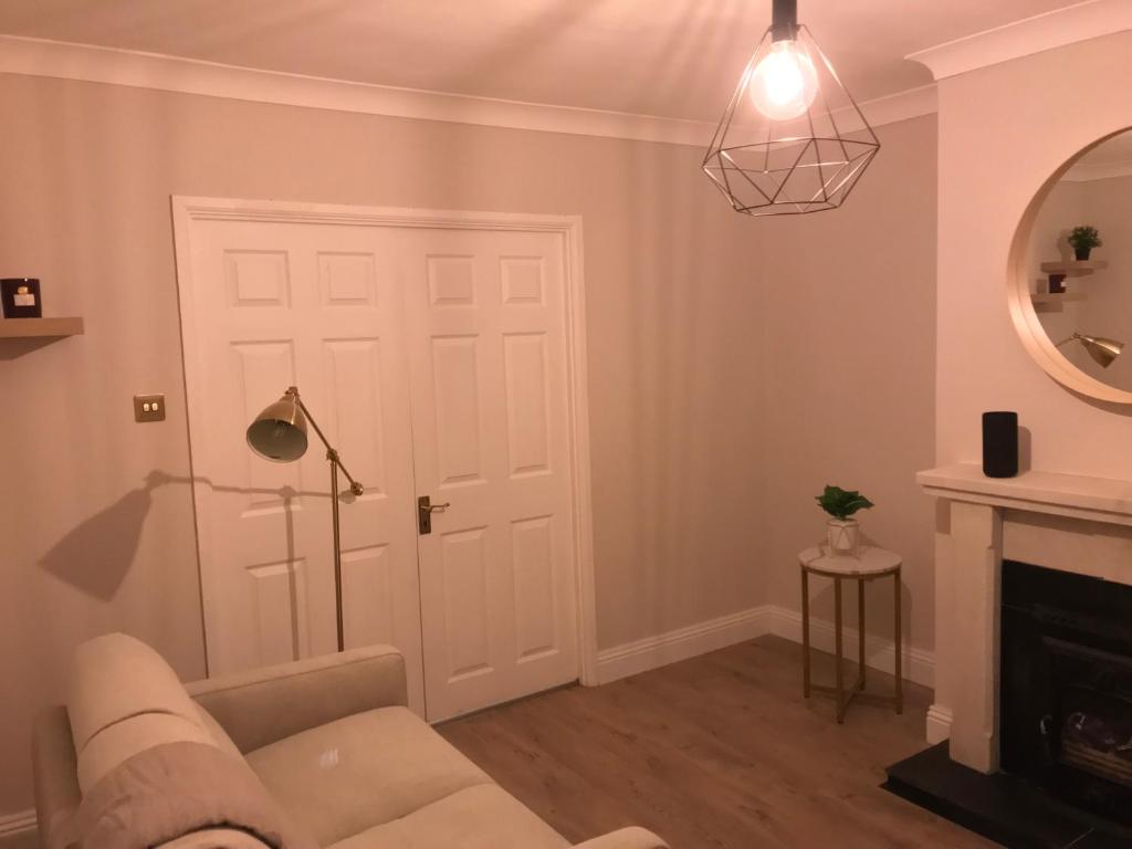 Gallery image of Warm and newly renovated 3 bedroom home in Dublin